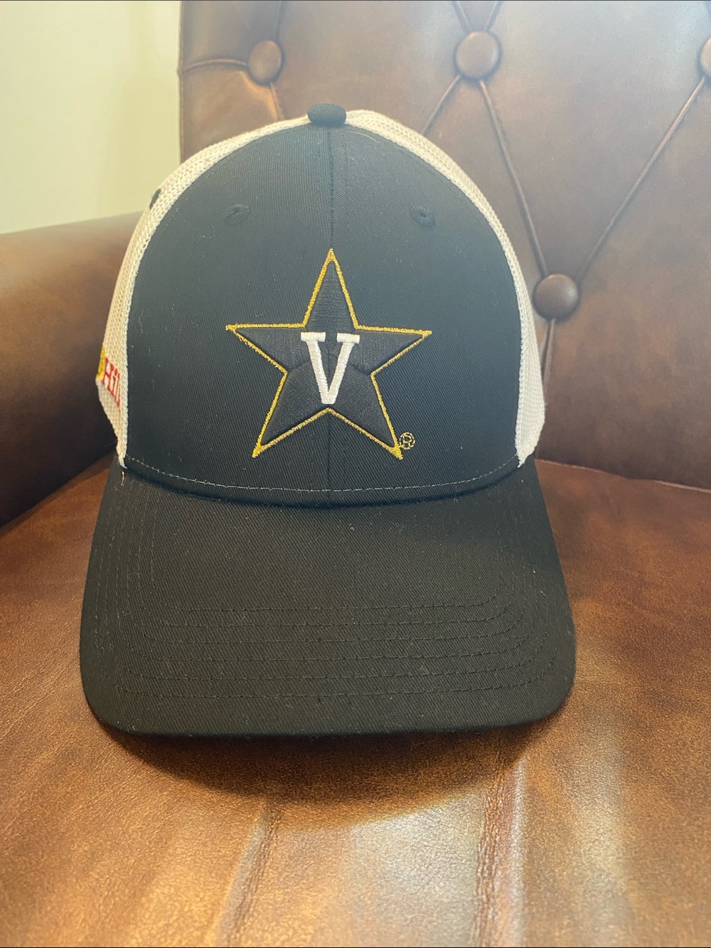 Otto Vanderbilt Commodores Mesh SnapBack Trucker Hat University Sports Dadcore